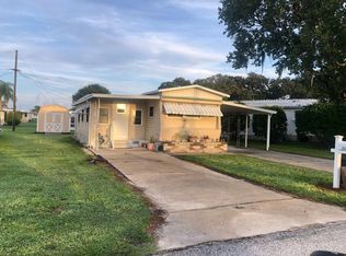 5341 Flint St, Zephyrhills, FL 33542