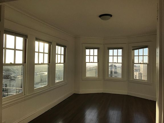 2nd image of 700 31st Ave APT 5