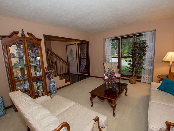 5th image of 54290 Mystique Ct