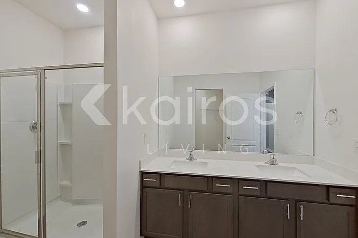 30161 Fedora Cir — Photo 15