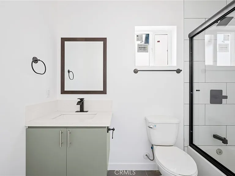 6830 Hazeltine Ave #2 — Photo 15