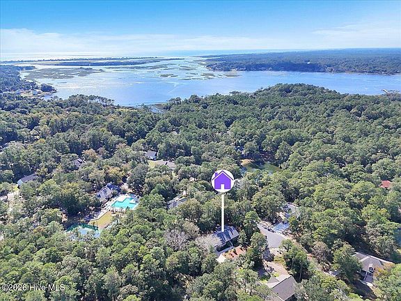2nd image of 3254 Island Drive SE