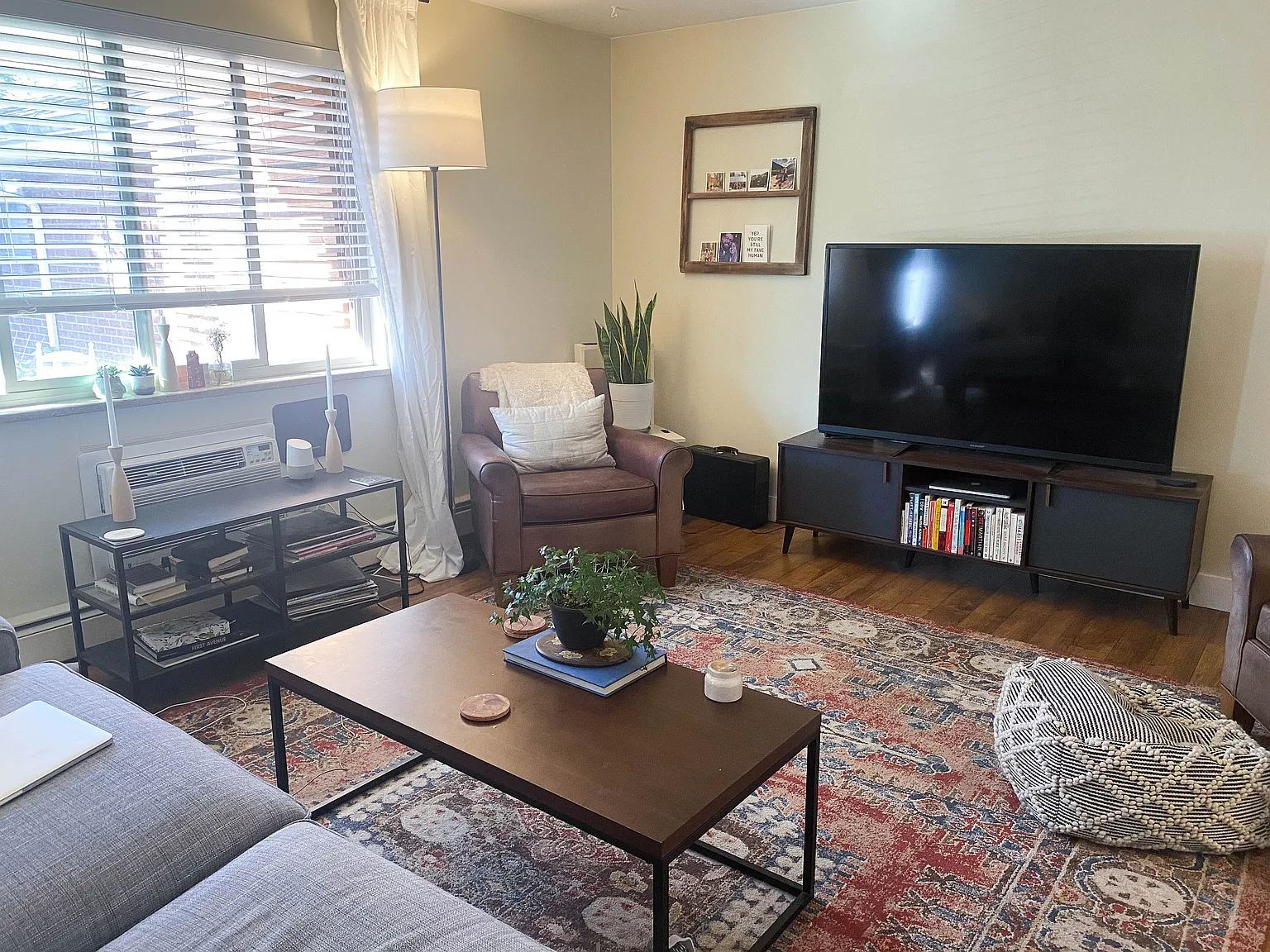 2 bed, 1015 sqft, $2,100 — Photo 4