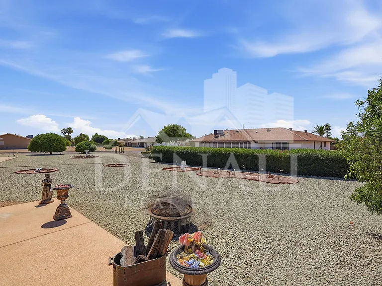9807 W Mockingbird Dr — Photo 35