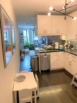 Rented by Parkway CRG Ltd. | media 23