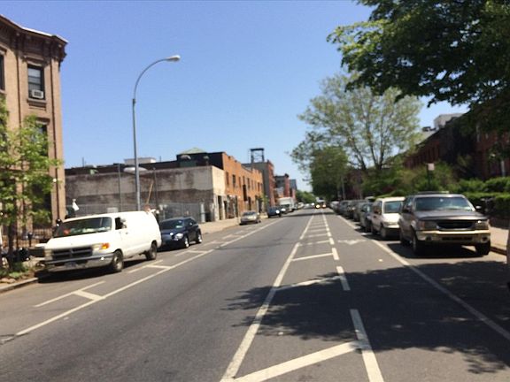 4th image of 568 Bergen St