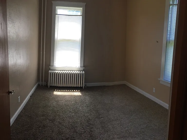 220 W Washington St #A-W — Photo 1
