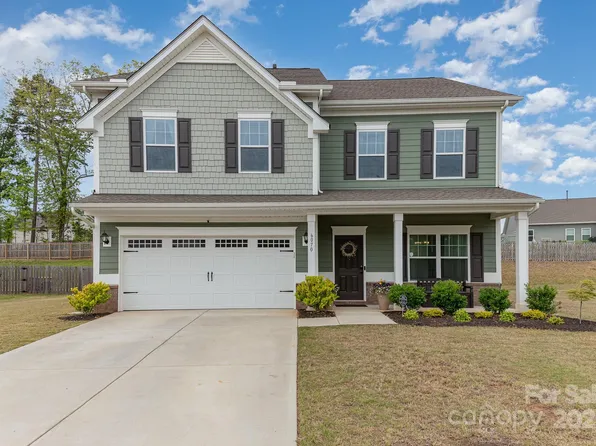 6070 Trinity Crossing Cir, Kannapolis, NC 28081
