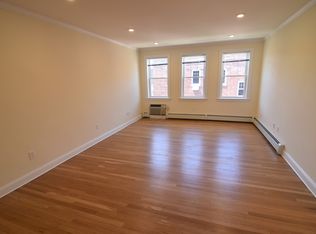 39 Auburn St, Brookline, MA 02446