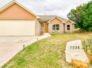 5028 Guadalupe Ct, Granbury, TX 76048