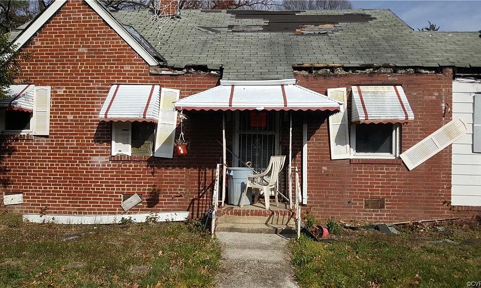 1st image of 3 E 35th St