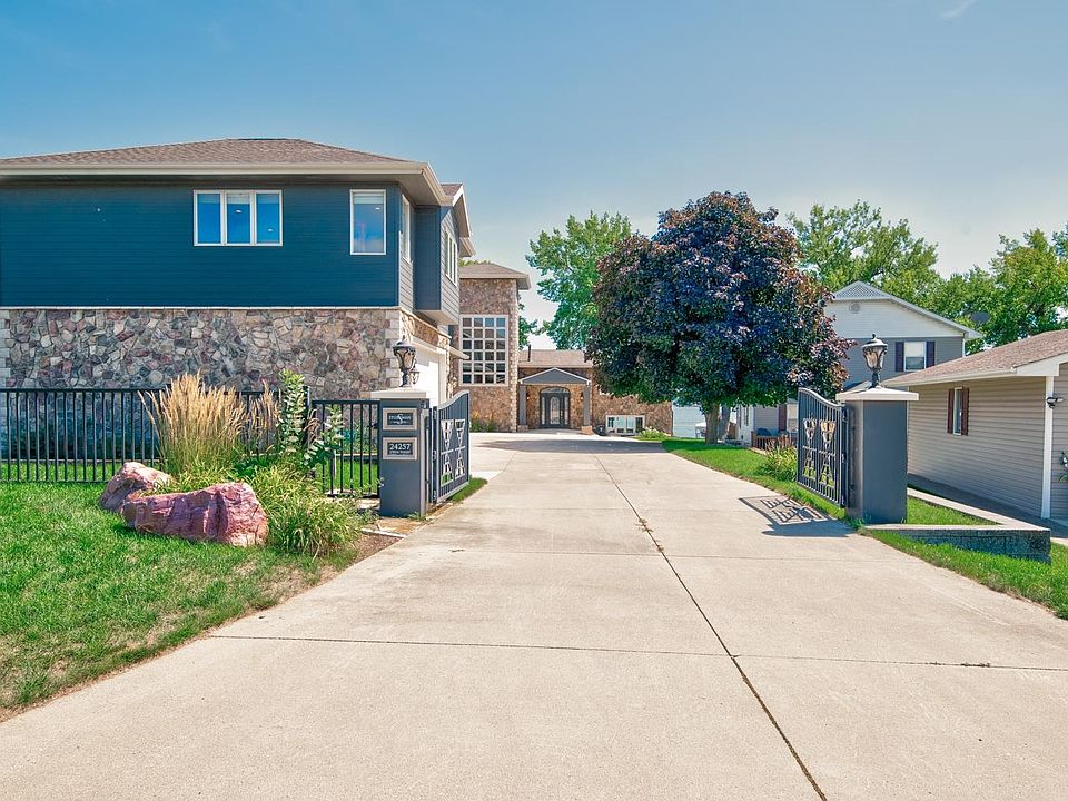 24257 178th St, Okoboji, IA 51355 MLS 230928 Zillow