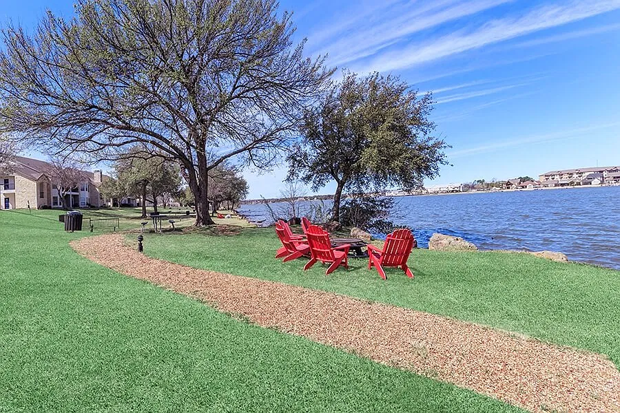 Lakehouse Granbury — Photo 3