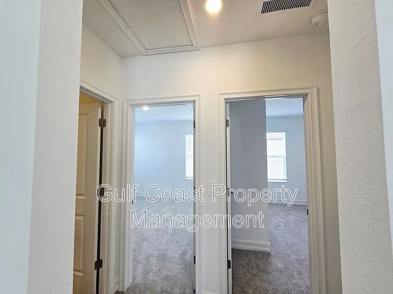 11757 71st Ave E — Photo 23
