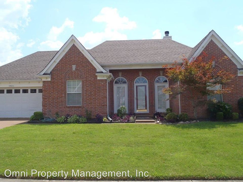 2nd image of 10323 Walden Pine Ct