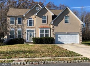 533 Maidstone Dr, Williamstown, NJ 08094