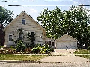 120 Wilcox Ave photo 1