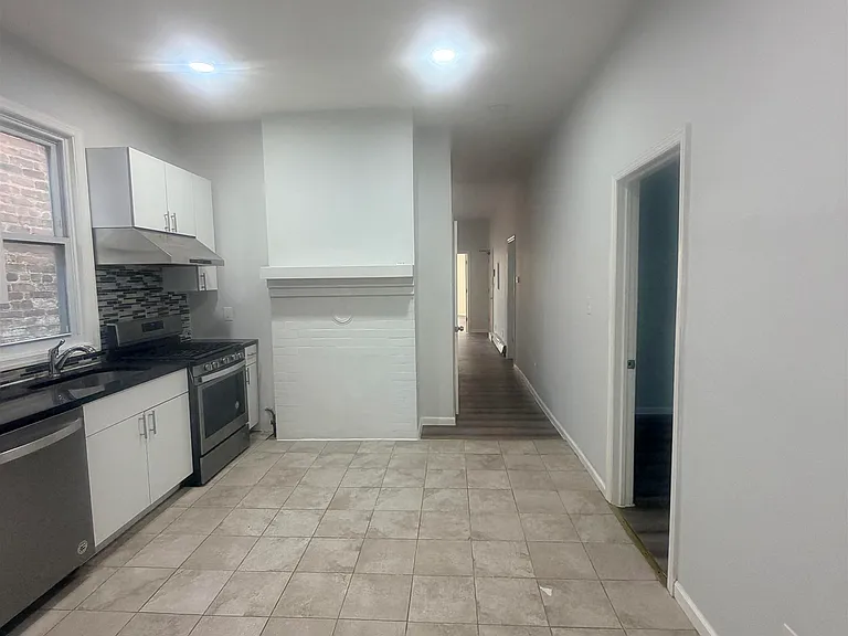 109 Frank E Rodgers Blvd N #2 — Photo 17