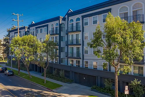8888 Residences At The Villas on Third Photo 1