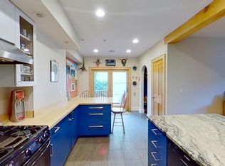 21 Mead St, Cambridge, MA 02140
