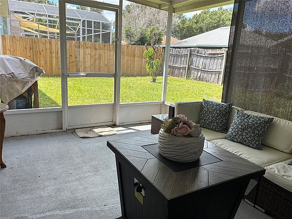 4th image of 2904 Canoe Cir