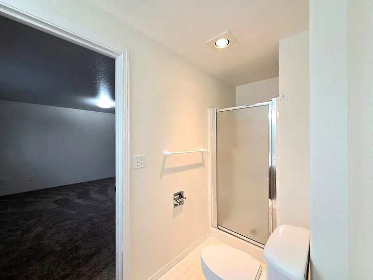 1409 Maple St — Photo 19