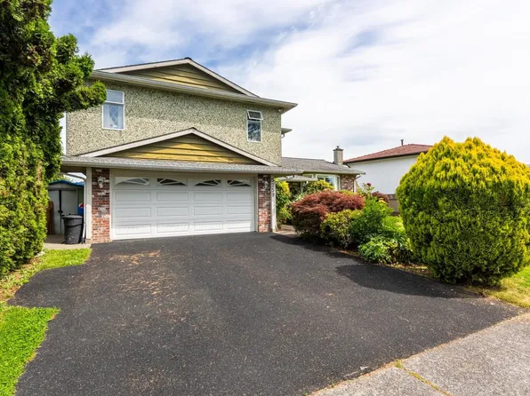 5259 Oak Pl, Delta, BC V4K 1L8