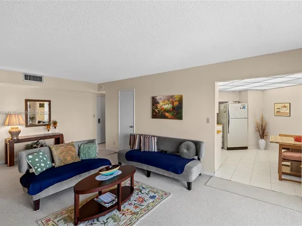 18181 NE 31st Ct APT 2202, Aventura, FL 33160