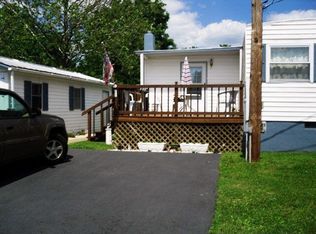 316 Castleton Rd, Max Meadows, VA 24360