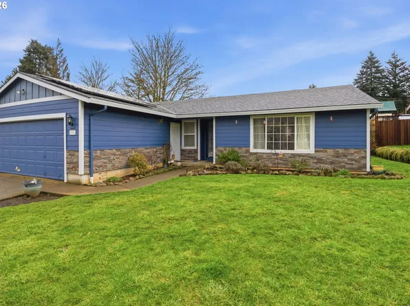 390 SW Ash St, Willamina, OR 97396