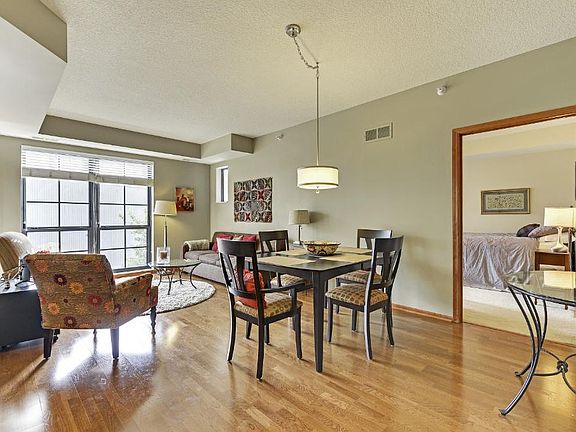 5th image of 2565 Franklin Ave APT 206