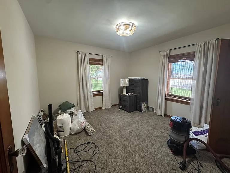 1620 Olive St — Photo 8