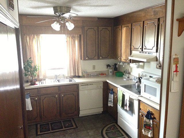 2nd image of 301 Rock Knoll Dr