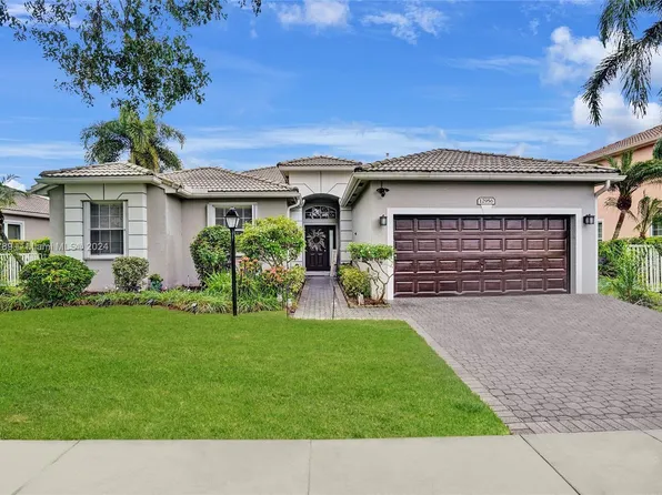 12956 NW 18th Mnr, Pembroke Pines, FL 33028