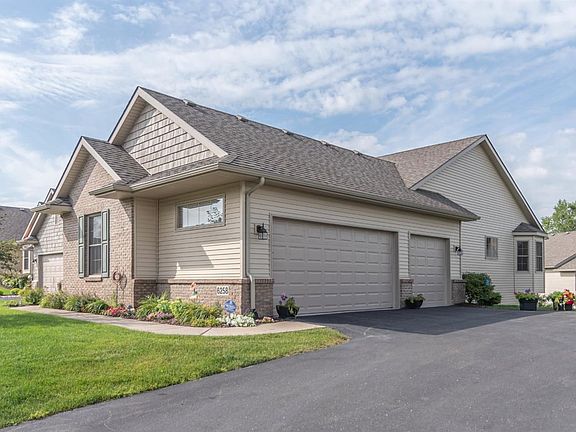 3rd image of 6258 Northridge Woods Dr
