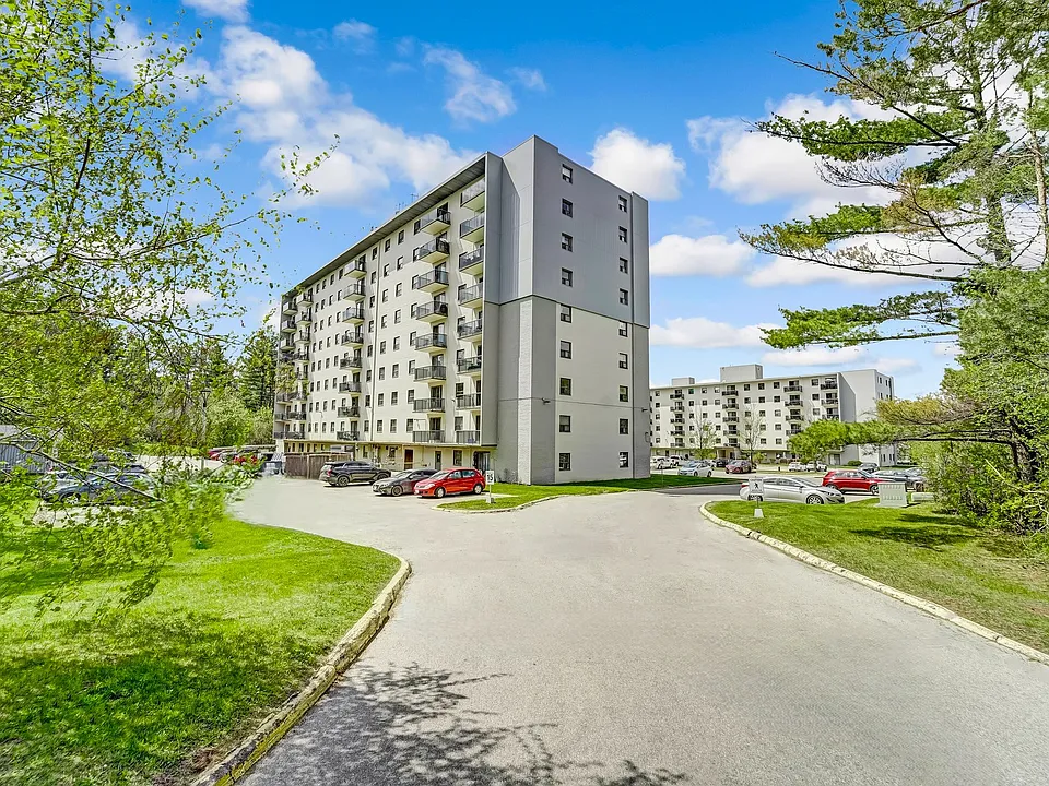 204 Hespeler Rd