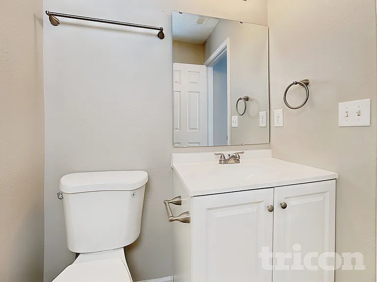 1602 Cold Spring Dr — Photo 9