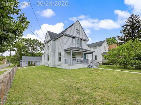124 Henry Clay Ave, Pontiac, MI 48341