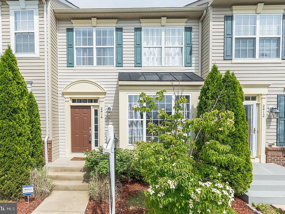 1st image of 2414 Battery Hill Cir