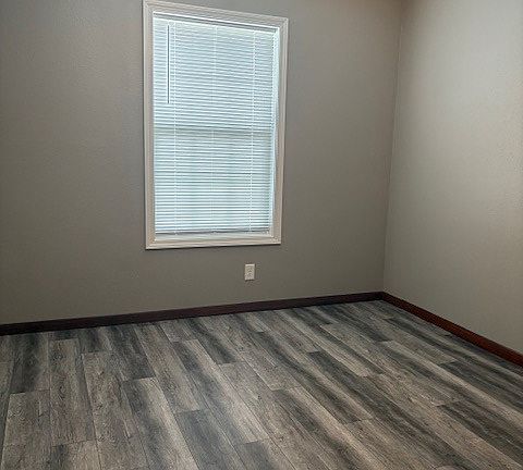 5th image of 1695 S Miami Ave