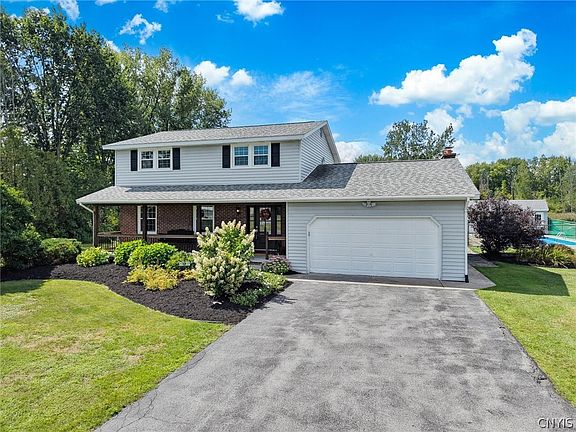 3rd image of 9389 Caughdenoy Rd