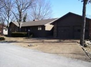 19 Sycamore Dr, Kimberling City, MO 65686