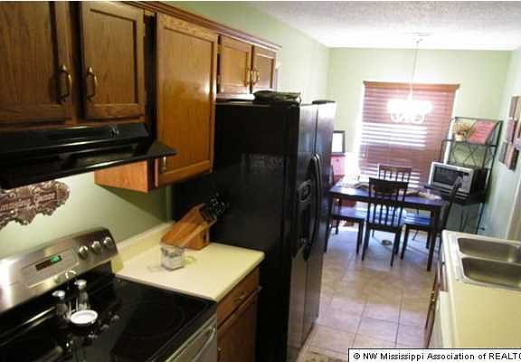 4th image of 7052 Eastover Blvd