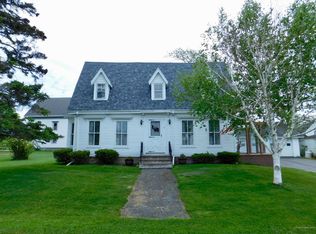 6 Wharf Rd, Penobscot, ME 04476