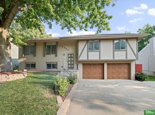 12955 Chandler St, Omaha, NE 68138