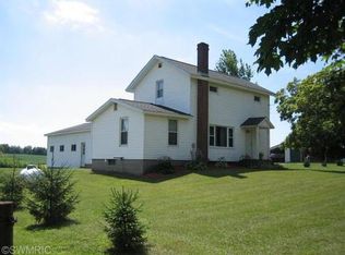 3191 W Bacon Rd, Hillsdale, MI 49242