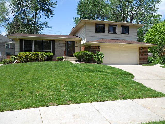 1st image of 1308 W Butternut Ln