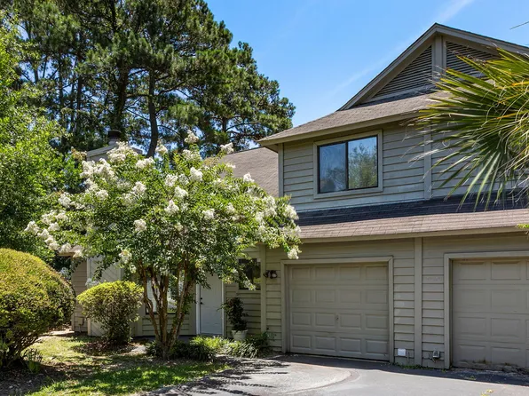 28 Maplecrest Dr, Charleston, SC 29412