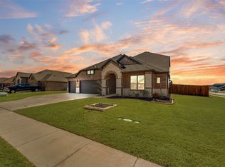 561 Randys Way, Pilot Point, TX 76258