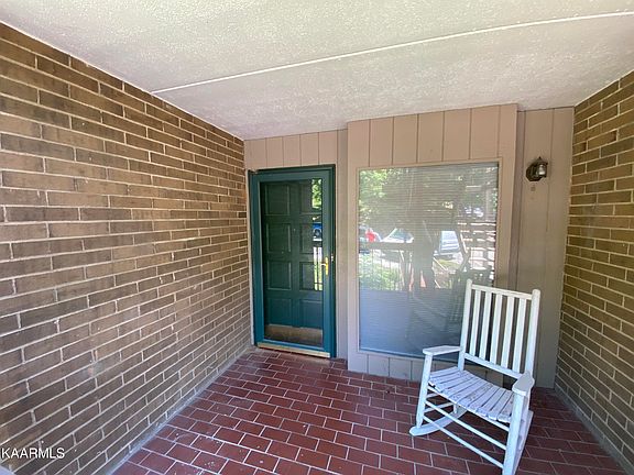 3rd image of 8526 Madrid Ct